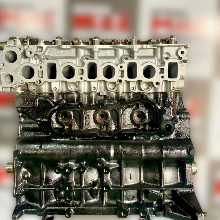 imagem de bloco de motor sendo retificado em oficina especializada na Zona Norte de Juiz de Fora